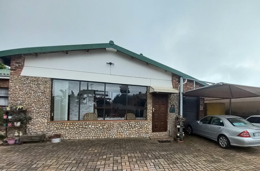 3 Bedroom Property for Sale in Dana Bay Western Cape